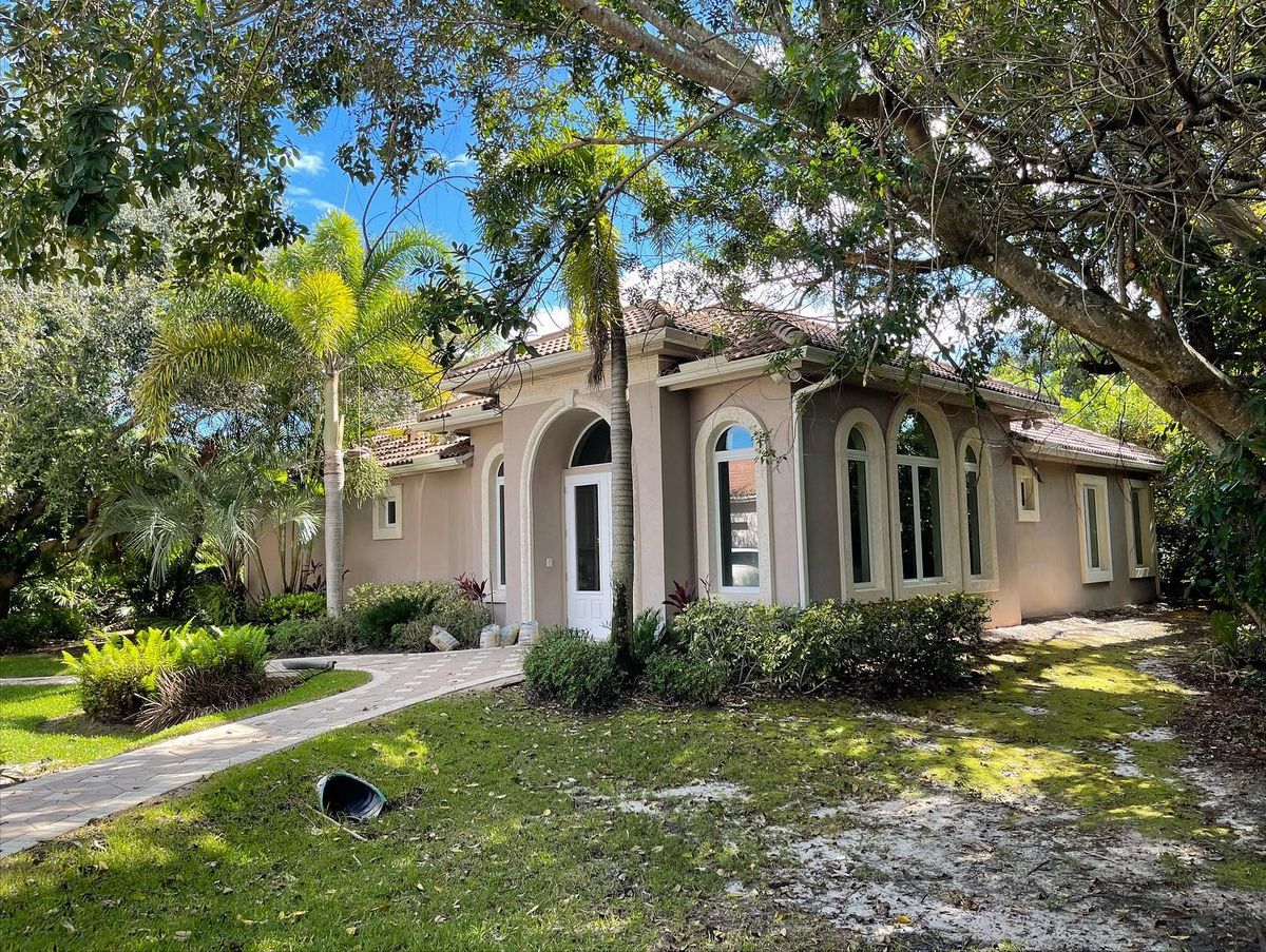 Exterior Painting for Empire Painting & Epoxy in Melbourne, Orlando, Port Saint Lucie