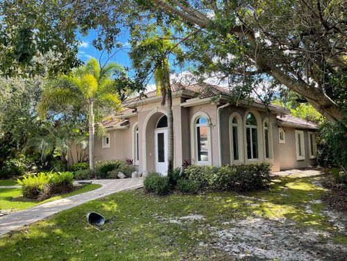 Exterior Painting for Empire Painting & Epoxy in Melbourne, Orlando, Port Saint Lucie